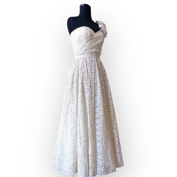 VTG Mike Benet Formals Ivory Lace Maxi Dress Size Small One Shoulder Prom Bridal - Picture 11 of 16